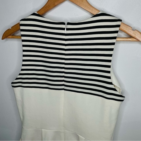 💫 MADEWELL | White Striped Black Pleated Afternoon Day Dress - Picture 6 of 8